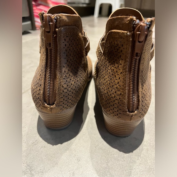 Fergalicious booties - Picture 4 of 5